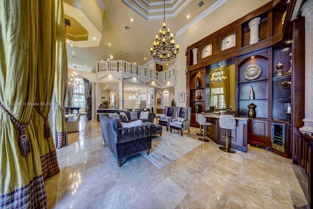 3828 Pine Lake Dr, Weston, FL 33332