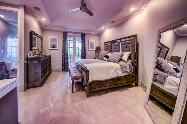 3828 Pine Lake Dr, Weston, FL 33332