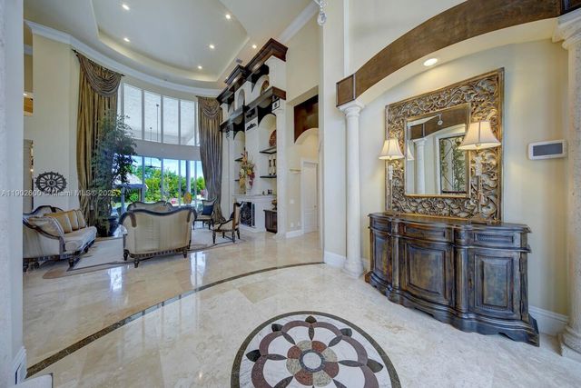 3828 Pine Lake Dr, Weston, FL 33332