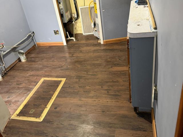 7153 W 72nd Street, Nottingham Park, IL 60638