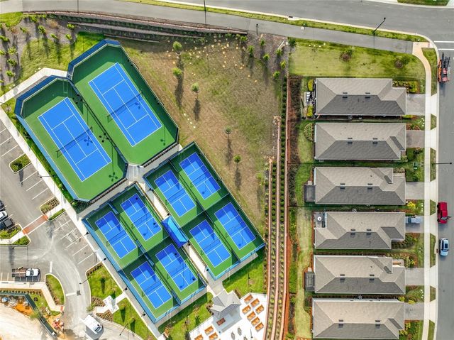 2754 PURPLE MEADOW COURT, Minneola, FL 34715