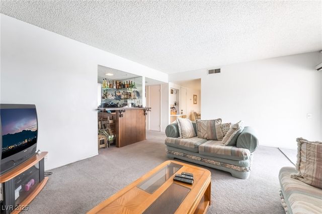 4269 Cartegena Way, Las Vegas, NV 89121