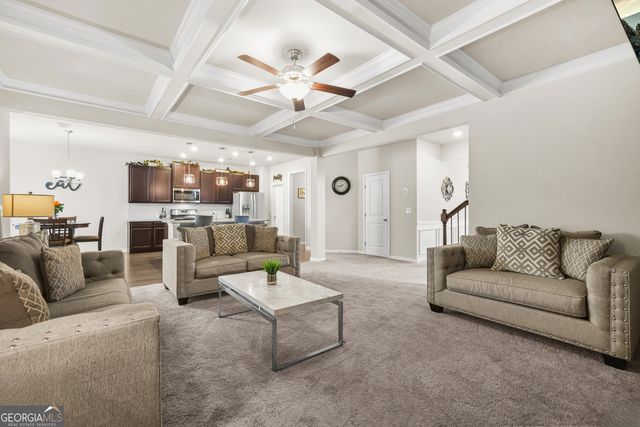 208 Evergreen Way, Loganville, GA 30052