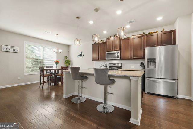 208 Evergreen Way, Loganville, GA 30052