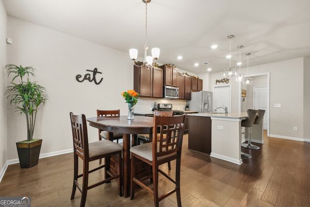 208 Evergreen Way, Loganville, GA 30052