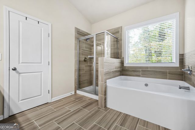 208 Evergreen Way, Loganville, GA 30052