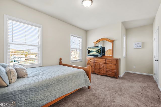 208 Evergreen Way, Loganville, GA 30052