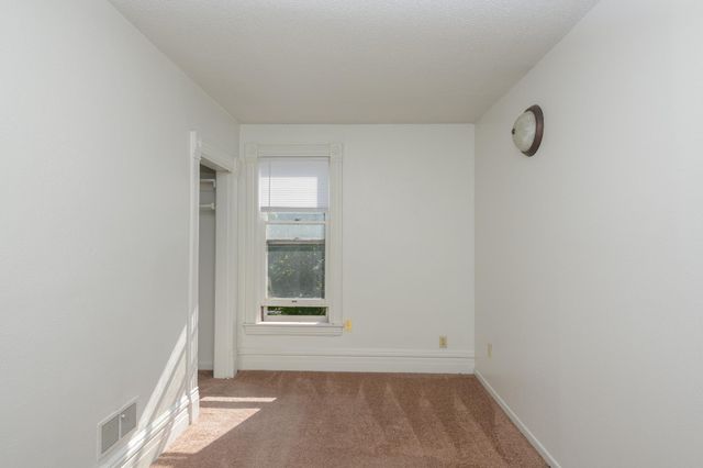 711 6th Avenue S, Saint Cloud, MN 56301