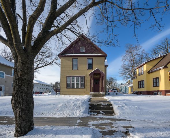 711 6th Avenue S, Saint Cloud, MN 56301