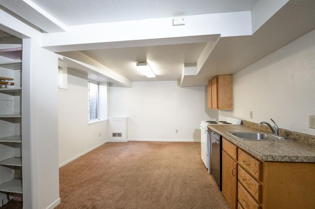 711 6th Avenue S, Saint Cloud, MN 56301