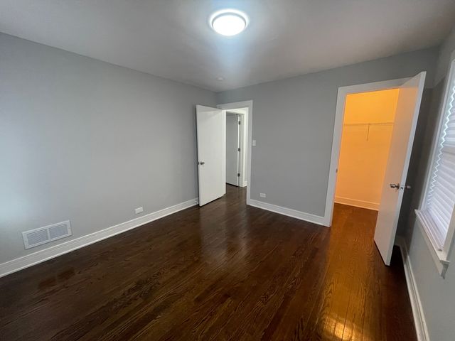 8023 S Yates Boulevard, Chicago, IL 60617