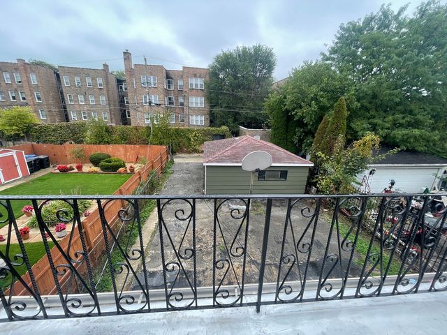 8023 S Yates Boulevard, Chicago, IL 60617