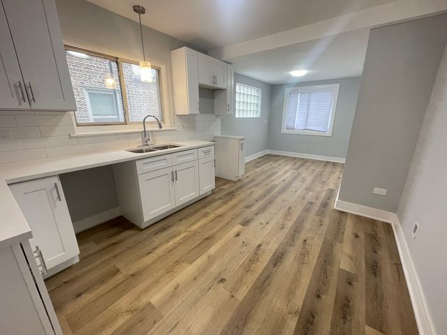 8023 S Yates Boulevard, Chicago, IL 60617