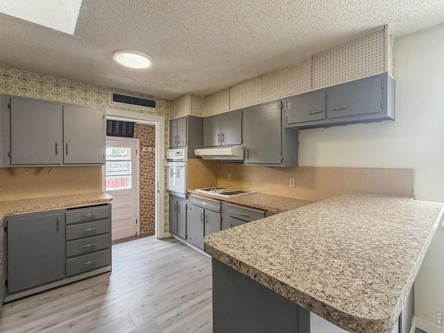 240 Villa Vista St, Sterling, CO 80751