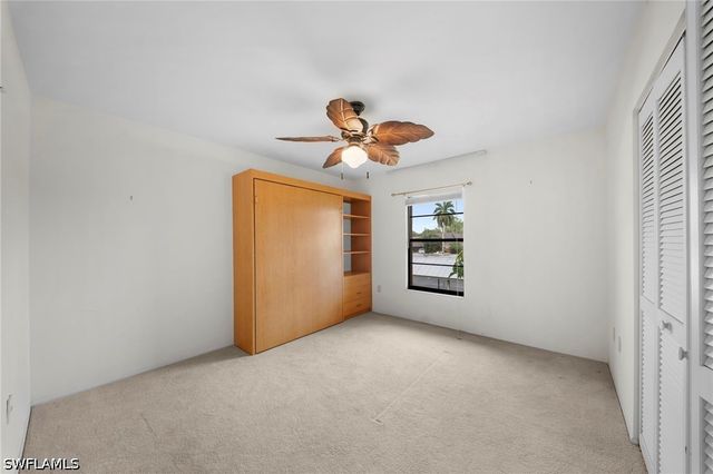 195 Cypress WAY E 8, Naples, FL 34110