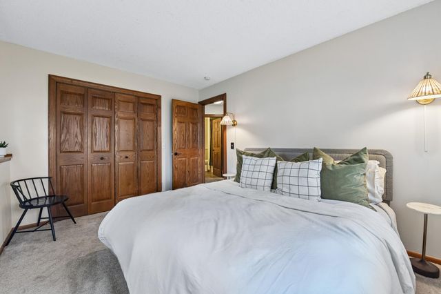 5091 Arrowood Lane N, Plymouth, MN 55442