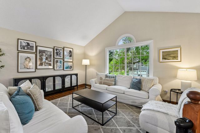 5091 Arrowood Lane N, Plymouth, MN 55442