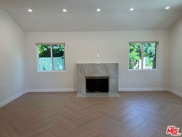 13338 Magnolia Boulevard, Sherman Oaks, CA 91423