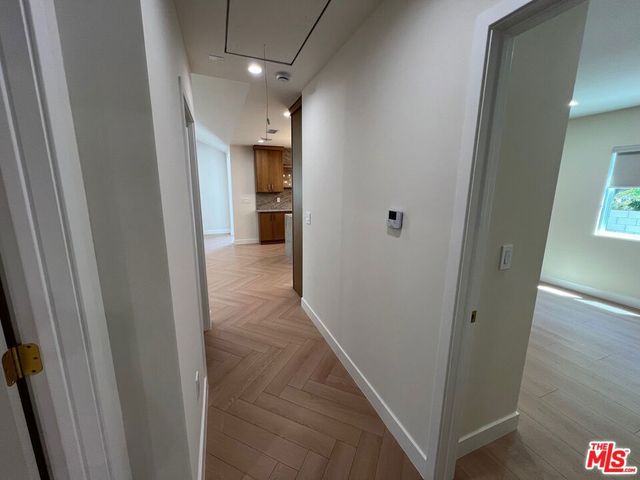 13338 Magnolia Boulevard, Sherman Oaks, CA 91423