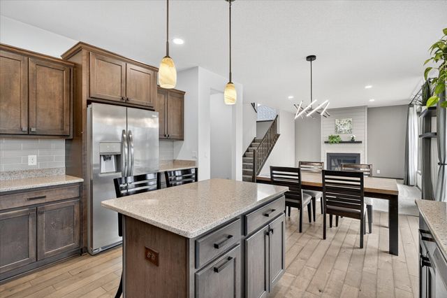 13918 Ashford Path, Rosemount, MN 55068