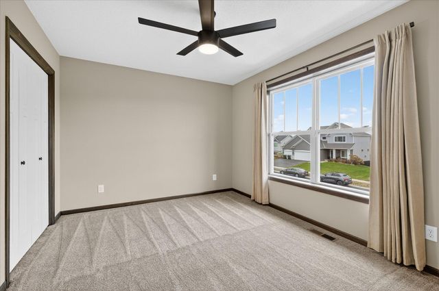 13918 Ashford Path, Rosemount, MN 55068