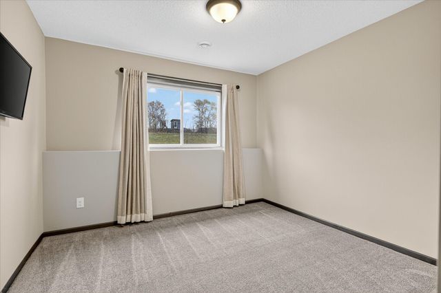 13918 Ashford Path, Rosemount, MN 55068