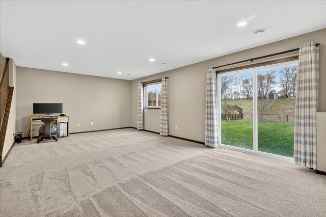 13918 Ashford Path, Rosemount, MN 55068