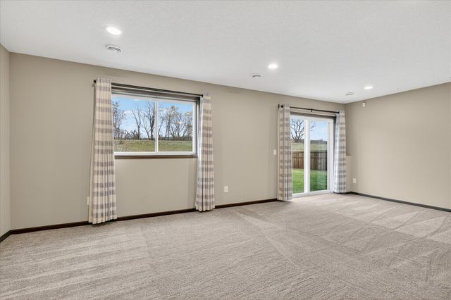 13918 Ashford Path, Rosemount, MN 55068