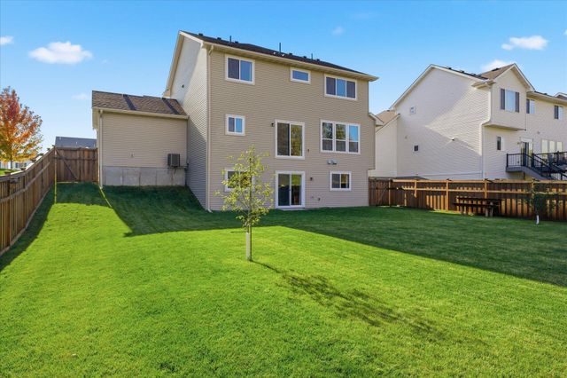 13918 Ashford Path, Rosemount, MN 55068