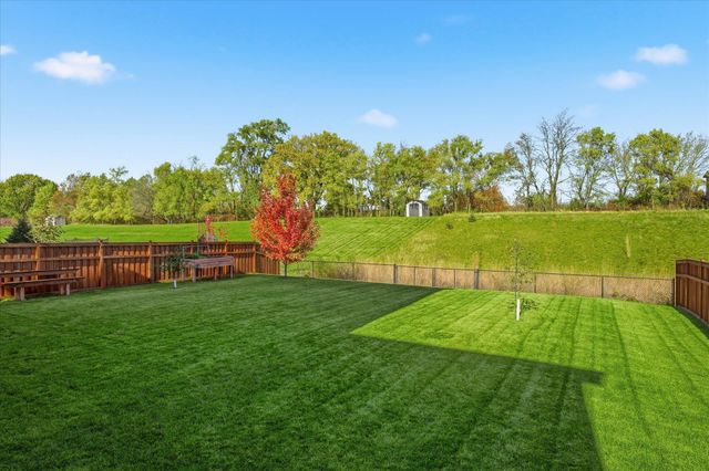 13918 Ashford Path, Rosemount, MN 55068