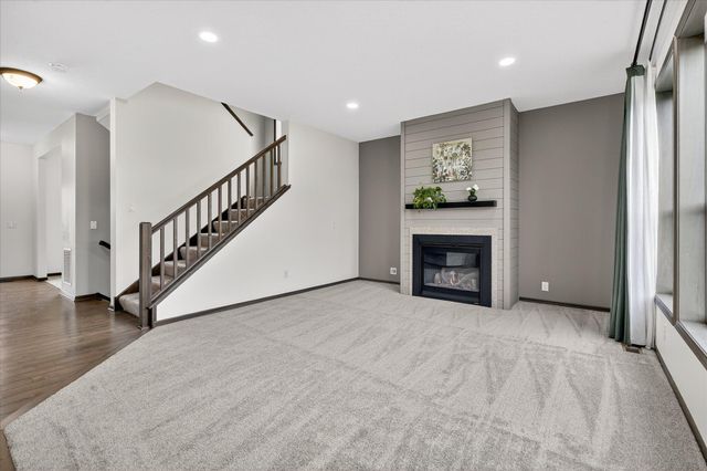 13918 Ashford Path, Rosemount, MN 55068