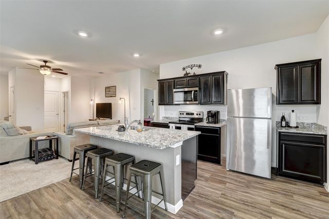 324 Bell Rings DR, Jarrell, TX 76537