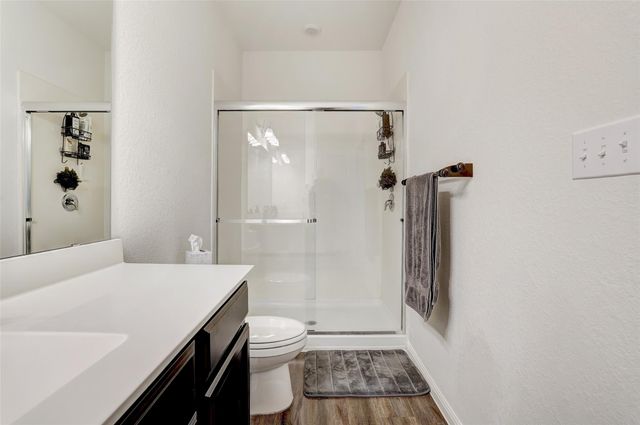 324 Bell Rings DR, Jarrell, TX 76537
