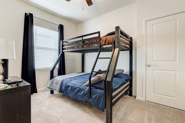 324 Bell Rings DR, Jarrell, TX 76537