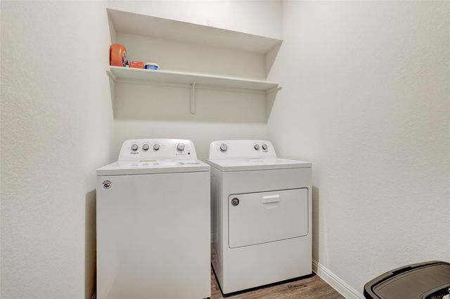 324 Bell Rings DR, Jarrell, TX 76537