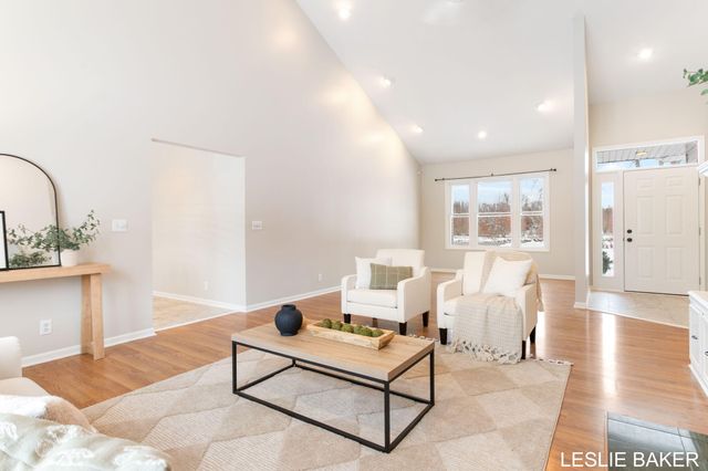 3534 41st Street, Heath Twp, MI 49419