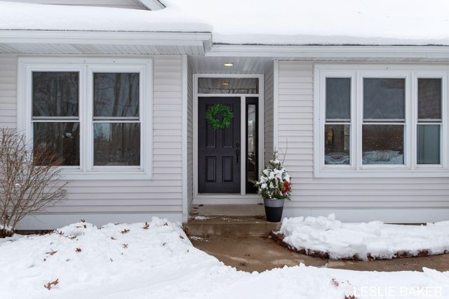 3534 41st Street, Heath Twp, MI 49419