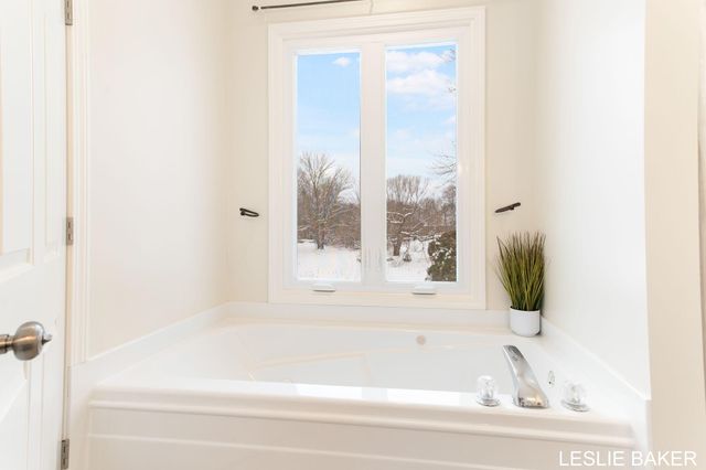 3534 41st Street, Heath Twp, MI 49419