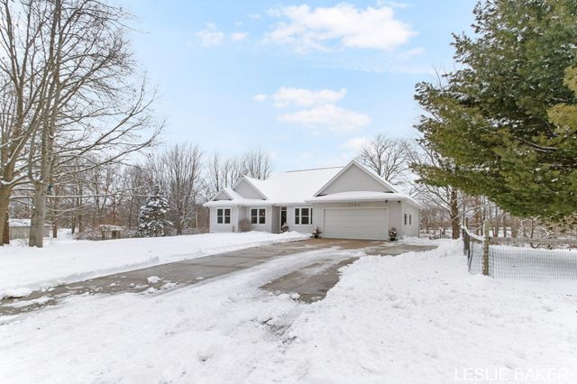 3534 41st Street, Heath Twp, MI 49419