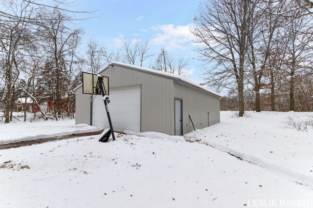 3534 41st Street, Heath Twp, MI 49419