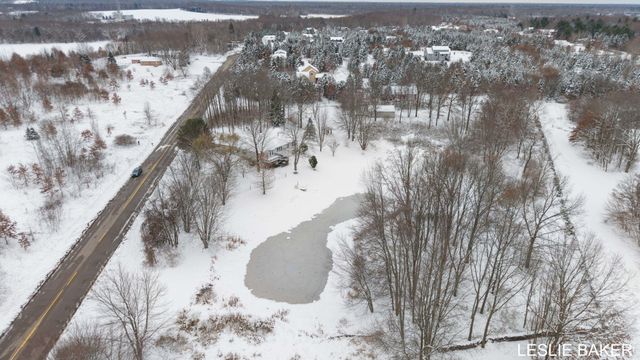 3534 41st Street, Heath Twp, MI 49419