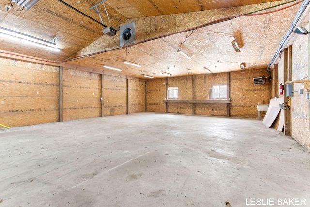 3534 41st Street, Heath Twp, MI 49419