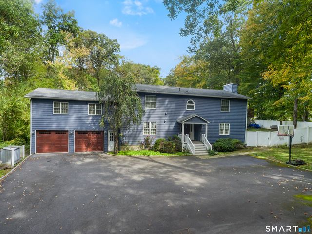 205 Weston Road, Weston, CT 06883