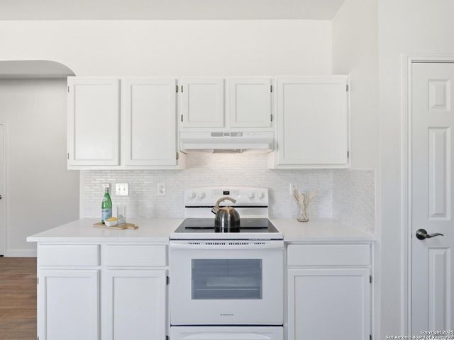 15422 Kid Run, San Antonio, TX 78232