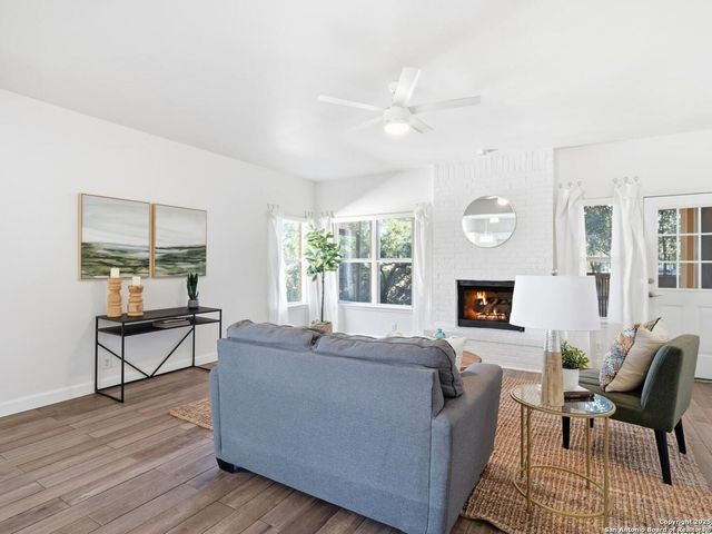 15422 Kid Run, San Antonio, TX 78232