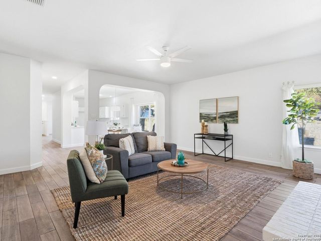 15422 Kid Run, San Antonio, TX 78232