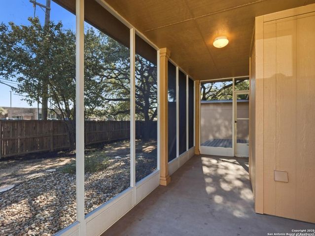 15422 Kid Run, San Antonio, TX 78232