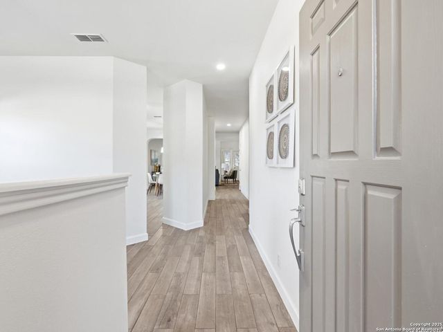 15422 Kid Run, San Antonio, TX 78232