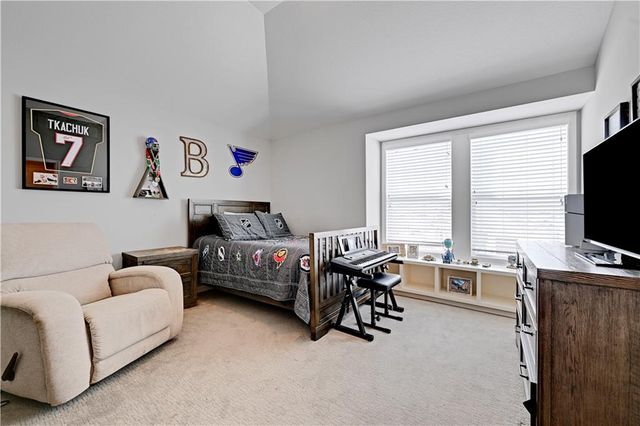 11573 S Roundtree Street, Olathe, KS 66061