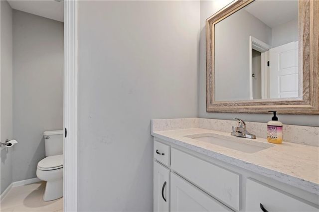 11573 S Roundtree Street, Olathe, KS 66061